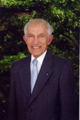 Professor the Hon. David de Kretser, AC